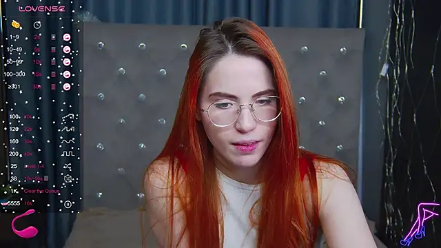 Snapshot of EmilyKents chatting on January 31, 2025, 6:02 am EmilyKents online show from January 31, 2025, 6:02 am