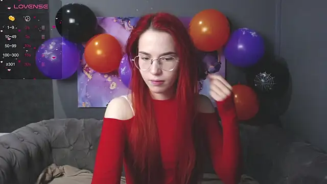 Snapshot of EmilyKents chatting on October 16, 2025, 1:39 am EmilyKents online show from October 16, 2025, 1:39 am