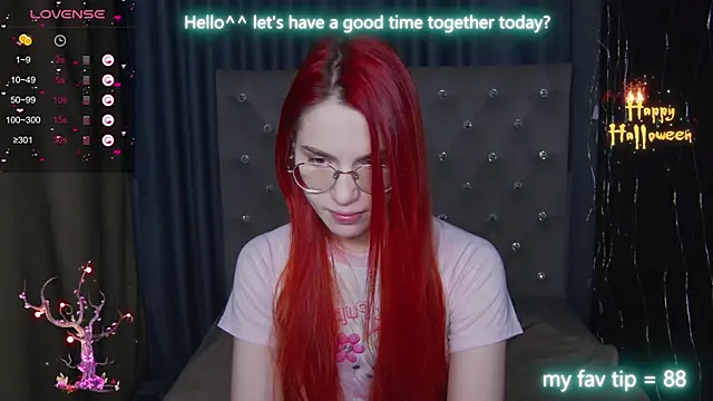 Snapshot of EmilyKents chatting on October 18, 2025, 12:57 am EmilyKents online show from October 18, 2025, 12:57 am