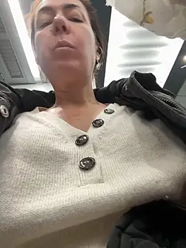 eveangelll online show from November 28, 2025, 4:59 am