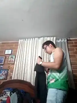 Snapshot of greeneyes999999999999 chatting on November 27, 2025, 11:18 pm greeneyes999999999999 online show from November 27, 2025, 11:18 pm