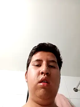 greeneyes999999999999 online show from April 2, 2026, 10:40 pm