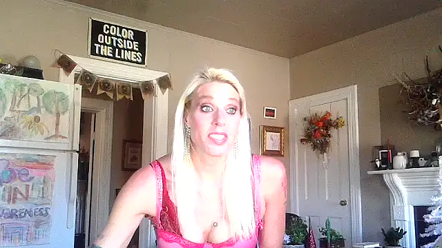 Glamazonx online show from November 13, 2025, 8:08 pm