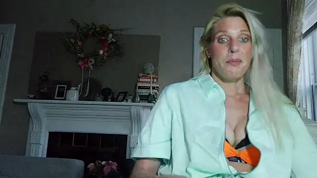 Glamazonx online show from February 6, 2026, 12:26 am