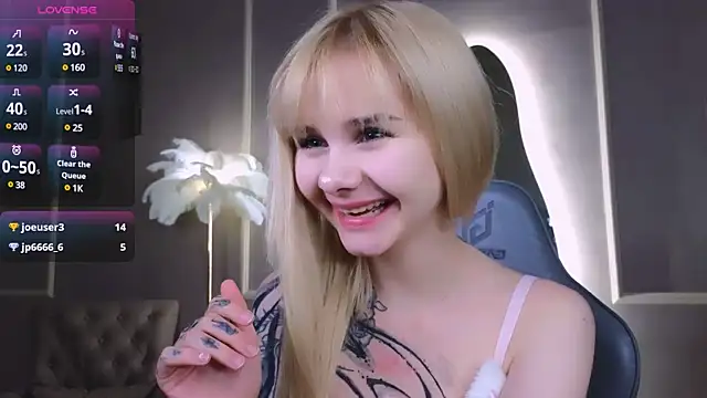 Britney Lynch online show from March 8, 2025, 8:35 pm