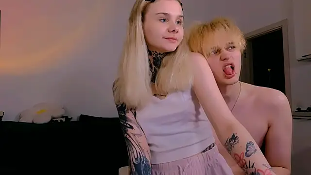 Britney Lynch online show from April 13, 2026, 7:41 pm