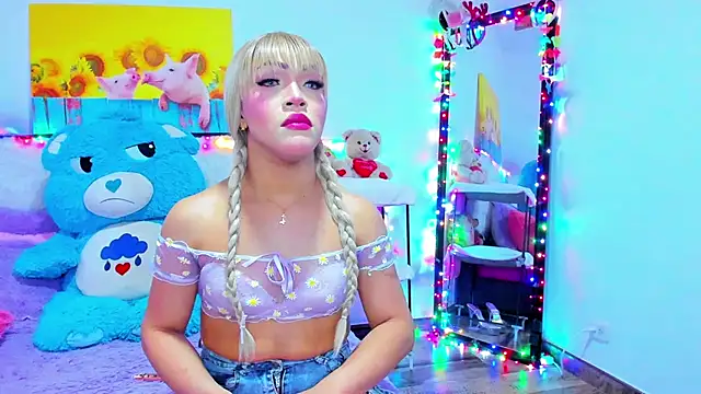 Snapshot of Candy_Candy__ chatting on February 4, 2026, 7:53 pm Candy Candy online show from February 4, 2026, 7:53 pm