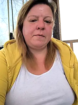 Snapshot of jusichka chatting on March 27, 2026, 5:24 am jusichka online show from March 27, 2026, 5:24 am