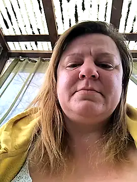 Snapshot of jusichka chatting on March 28, 2026, 7:41 am jusichka online show from March 28, 2026, 7:41 am