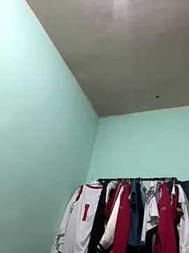 yObal-hot online show from September 22, 2025, 5:42 am