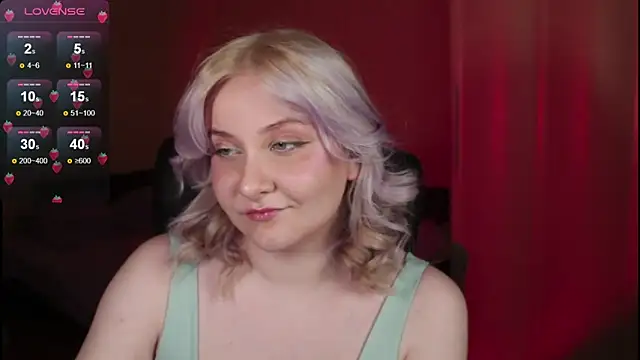 sensual girrrl online show from October 9, 2025, 7:23 pm