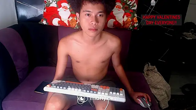 Snapshot of Asiantwink21 chatting on February 13, 2026, 9:55 pm Asiantwink21 online show from February 13, 2026, 9:55 pm