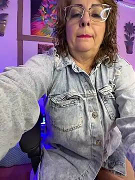 PaulinaSanders X online show from April 19, 2026, 1:05 am