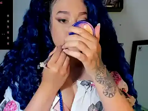 kat apple online show from February 24, 2025, 11:52 pm