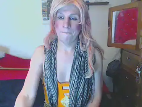 LorenJade online show from December 21, 2024, 7:45 am