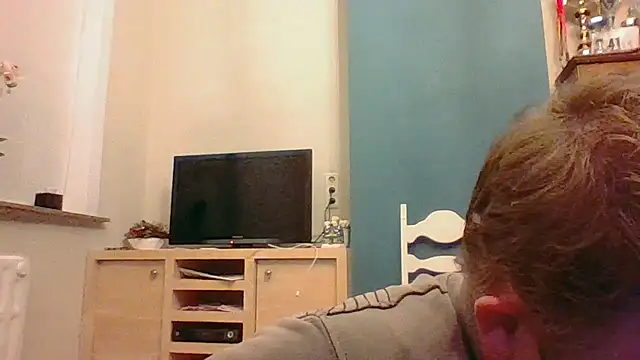 bertolini online show from October 28, 2025, 6:32 pm