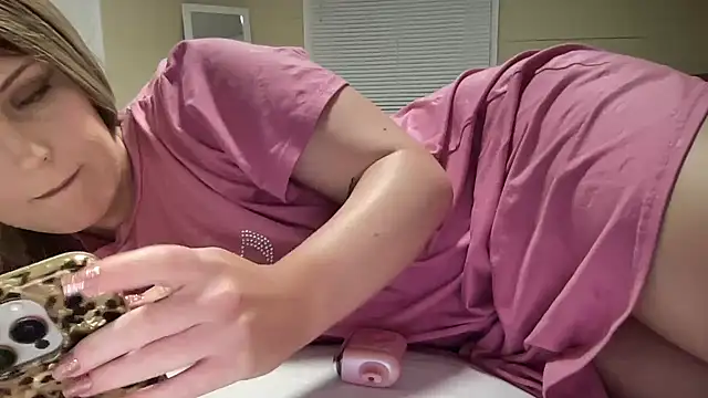 sexylilly69 online show from March 1, 2025, 4:15 am