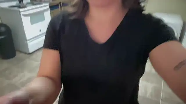 sexylilly69 online show from March 4, 2025, 10:38 pm