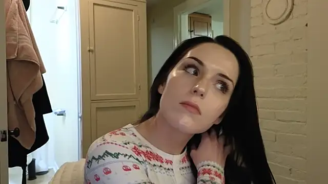 sexylilly69 online show from January 13, 2026, 4:51 am