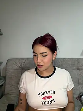 Snapshot of Zarah_Blare chatting on February 4, 2025, 2:49 am Zarah Blare online show from February 4, 2025, 2:49 am