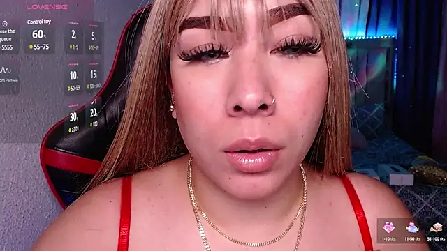 leahtemptation3 online show from January 7, 2025, 1:38 am