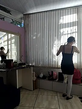 Irresistible24 online show from November 11, 2025, 5:35 pm