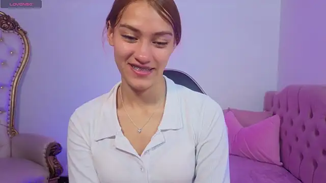 Snapshot of Jenner_tay chatting on June 21, 2026, 2:14 am Jenner tay online show from June 21, 2026, 2:14 am