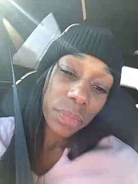 Snapshot of smileybabe chatting on December 16, 2024, 11:22 am smileybabe online show from December 16, 2024, 11:22 am