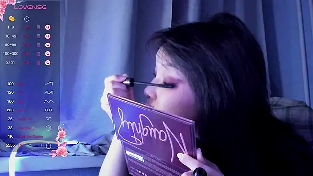 Snapshot of maydaykimmy chatting on December 6, 2024, 8:18 pm maydaykimmy online show from December 6, 2024, 8:18 pm