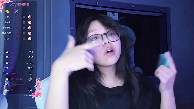 Snapshot of maydaykimmy chatting on December 30, 2024, 8:25 pm maydaykimmy online show from December 30, 2024, 8:25 pm