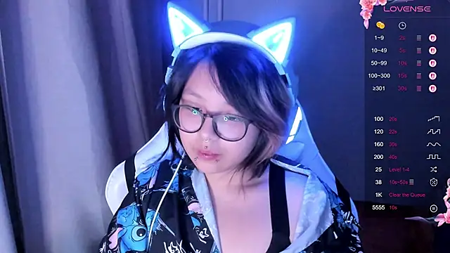 Snapshot of maydaykimmy chatting on October 18, 2025, 9:15 pm maydaykimmy online show from October 18, 2025, 9:15 pm