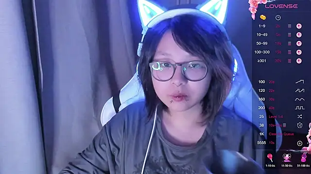 Snapshot of maydaykimmy chatting on October 19, 2025, 9:15 pm maydaykimmy online show from October 19, 2025, 9:15 pm