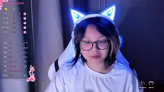 Snapshot of maydaykimmy chatting on October 27, 2025, 2:37 am maydaykimmy online show from October 27, 2025, 2:37 am