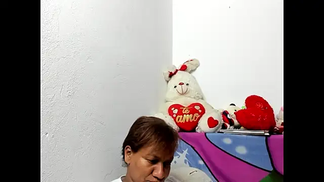 Snapshot of Laflaka22 chatting on December 6, 2024, 3:19 am Laflaka22 online show from December 6, 2024, 3:19 am