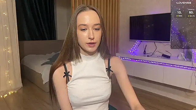 Snapshot of Sweett_Monica chatting on December 29, 2024, 10:12 am Sweett Monica online show from December 29, 2024, 10:12 am
