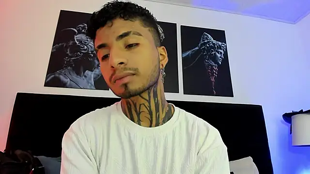 JuanCamiilo 66 online show from October 30, 2025, 2:46 am