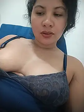 Yara0k online show from June 20, 2026, 11:40 pm