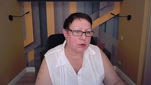 BarbaraTurners online show from December 22, 2025, 7:33 pm