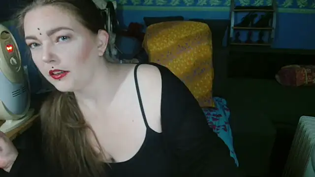 SherineDivine online show from October 6, 2025, 5:27 am