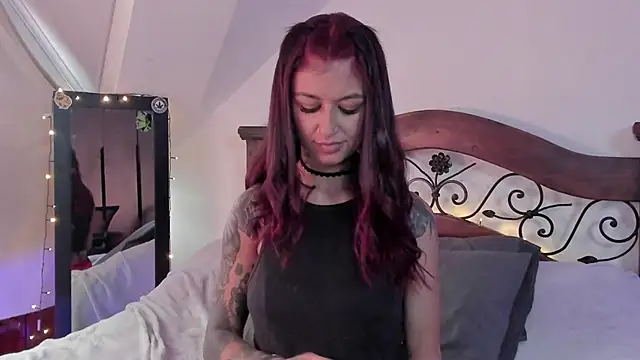 noemi foxxx online show from September 11, 2025, 4:07 pm