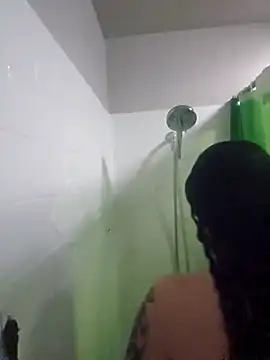 honeeyyy pot online show from January 9, 2025, 10:52 am