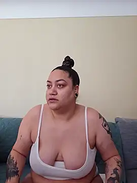 honeeyyy pot online show from March 28, 2026, 7:35 pm