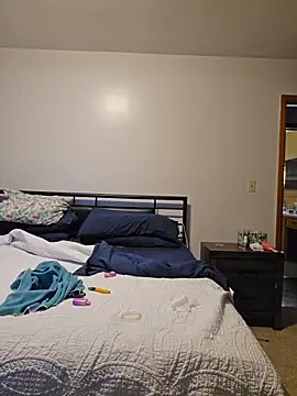 honeeyyy pot online show from April 18, 2026, 4:16 am