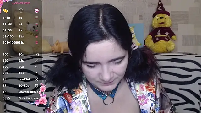 Snapshot of Yours_good_mood chatting on December 3, 2024, 1:21 pm Yours good mood online show from December 3, 2024, 1:21 pm