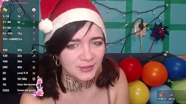 Snapshot of Yours_good_mood chatting on December 27, 2024, 12:45 pm Yours good mood online show from December 27, 2024, 12:45 pm