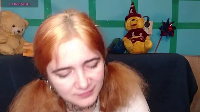 Snapshot of Yours_good_mood chatting on March 6, 2025, 2:30 am Yours good mood online show from March 6, 2025, 2:30 am