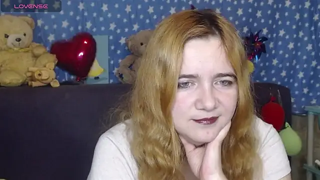 Snapshot of Yours_good_mood chatting on October 5, 2025, 2:43 am Yours good mood online show from October 5, 2025, 2:43 am