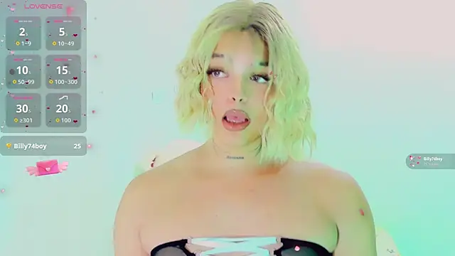 Emmaa Saenz  online show from March 26, 2026, 10:15 pm