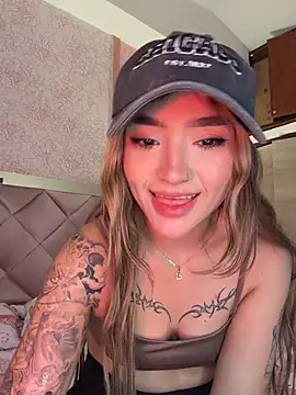 Arianavillada online show from February 1, 2026, 3:27 am