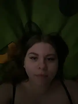 Snapshot of AbbyPleasure chatting on December 25, 2024, 9:43 pm AbbyPleasure online show from December 25, 2024, 9:43 pm